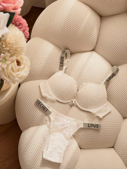 Push-Up Bra – Comfort, Support &amp; Style