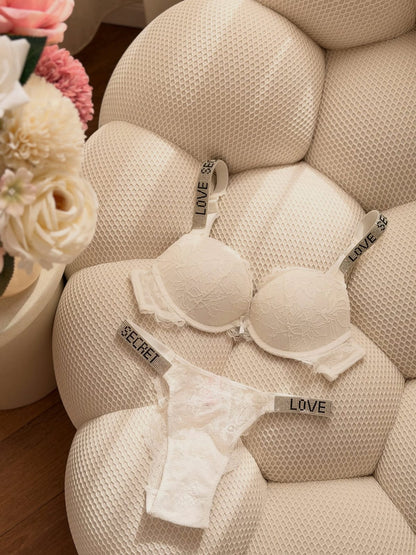 Push-Up Bra – Comfort, Support &amp; Style
