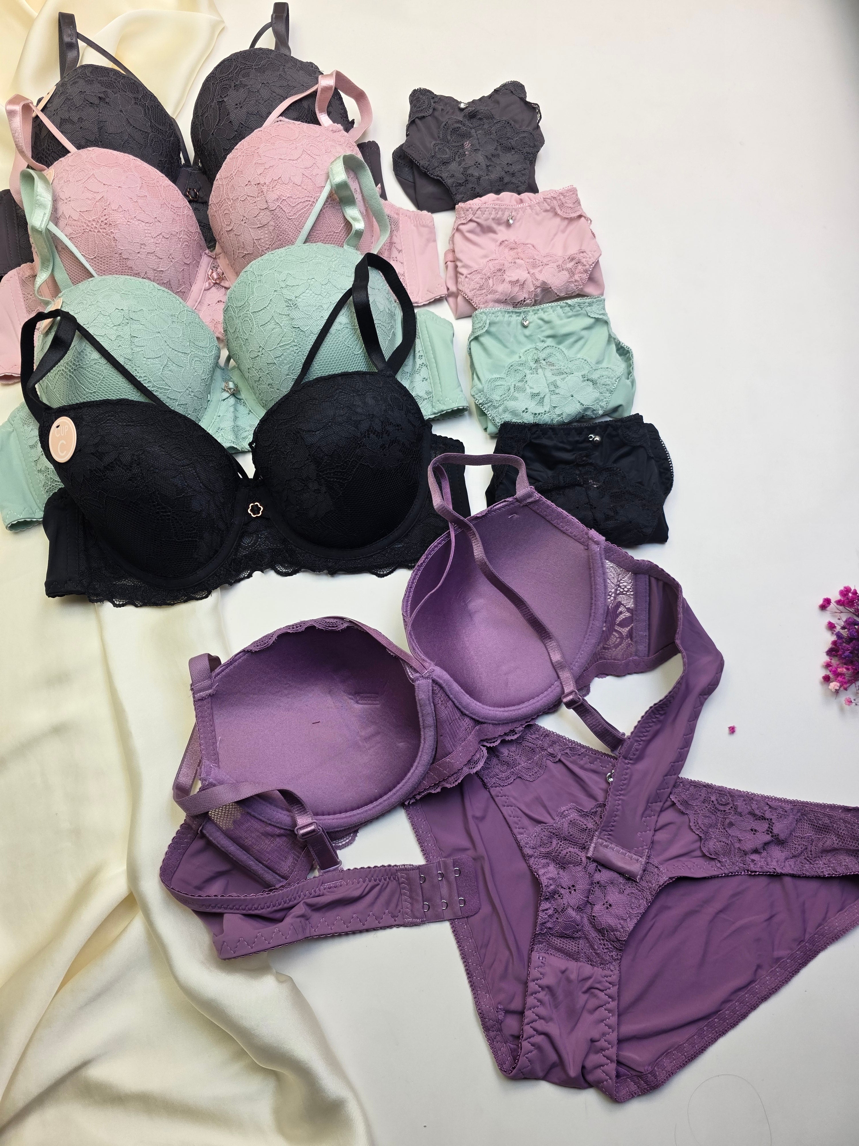 (38-44)C Cup Bridal Lace Pattern Padded Pushup Wire Bra & Matching Underwear(R1)