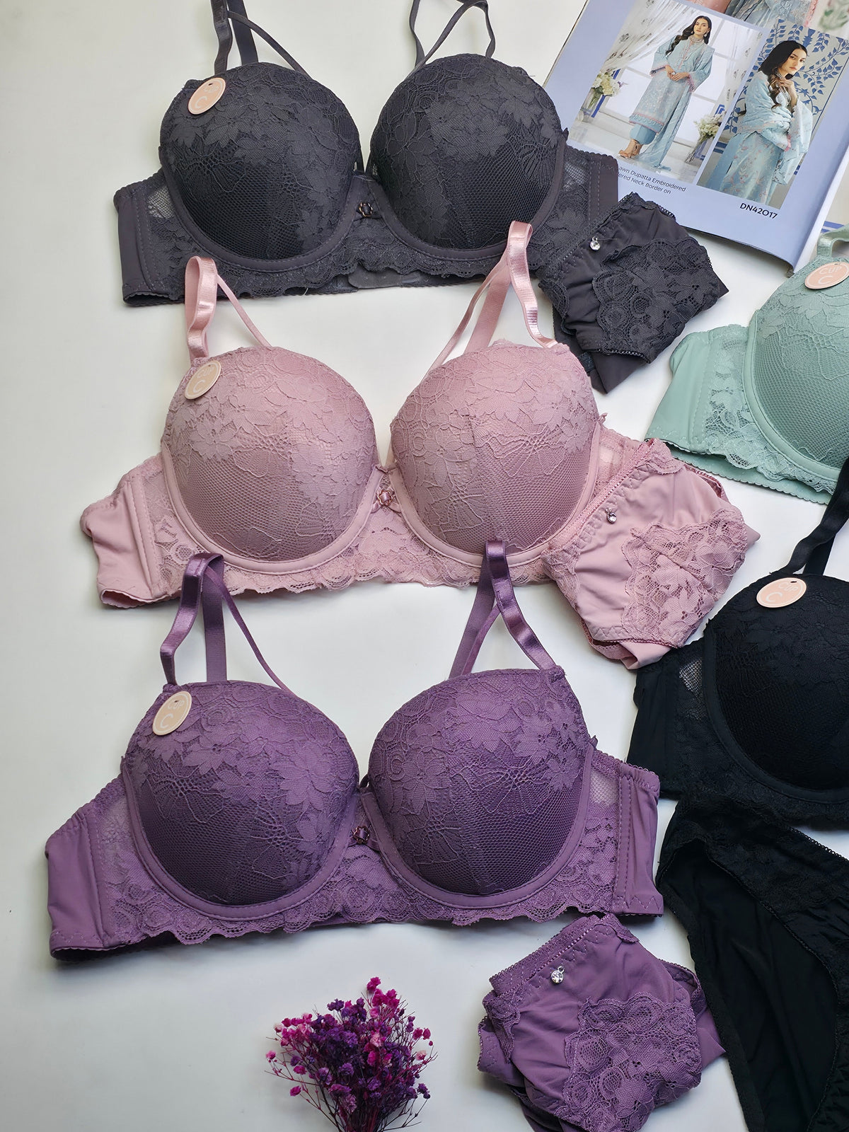 (38-44)C Cup Bridal Lace Pattern Padded Pushup Wire Bra & Matching Underwear(R1)