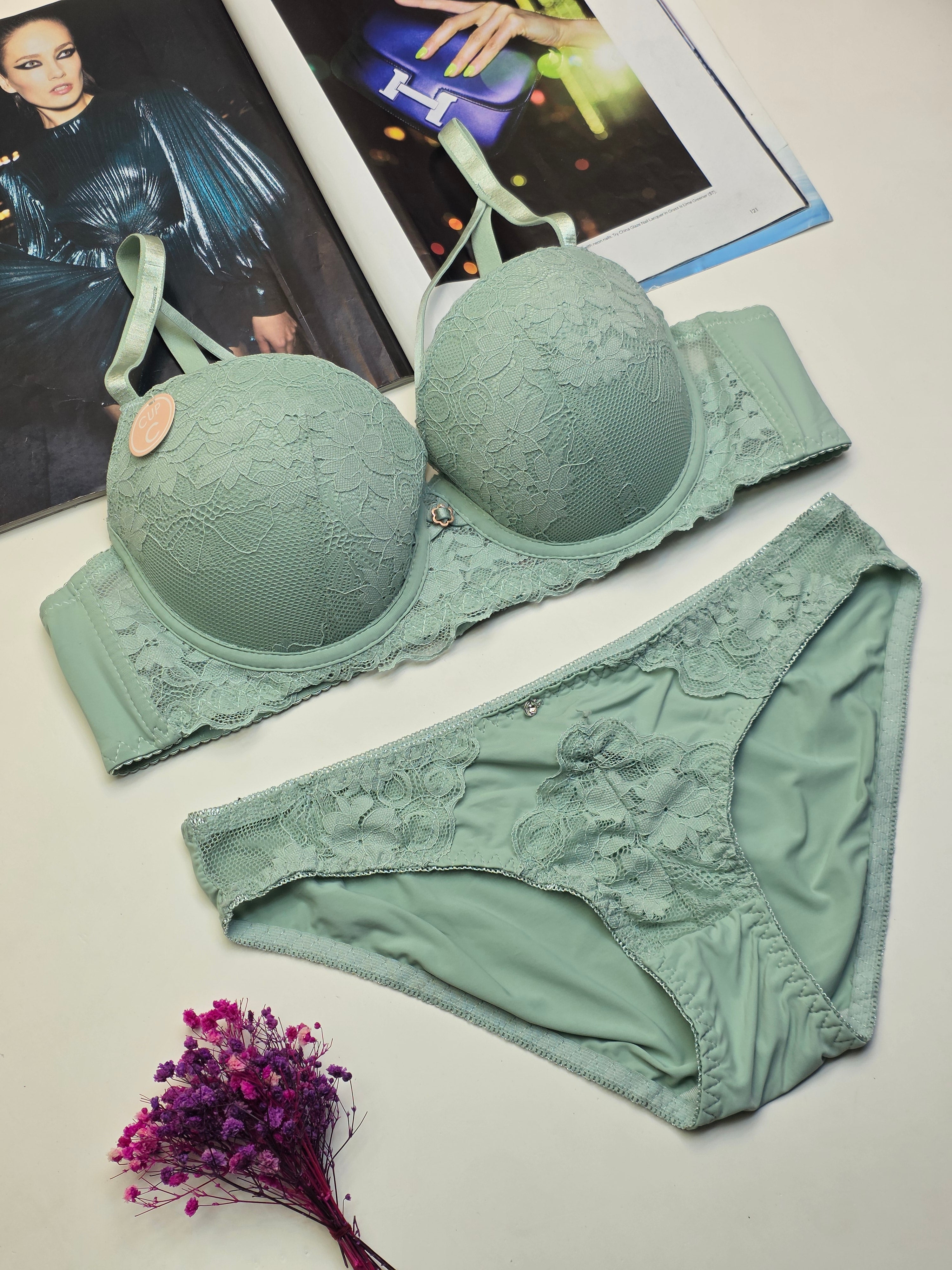 (38-44)C Cup Bridal Lace Pattern Padded Pushup Wire Bra & Matching Underwear(R1)